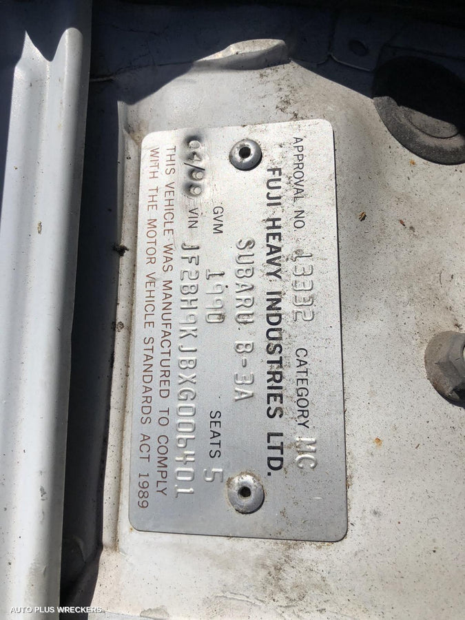 1999 Subaru Outback Bonnet