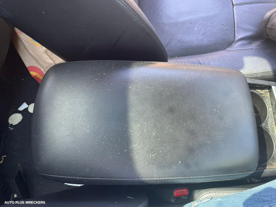 2010 Nissan Murano Left Taillight