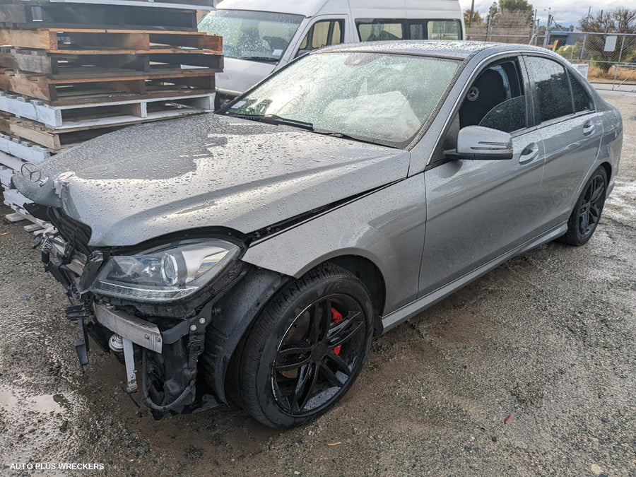 2013 Mercedes C Class Engine