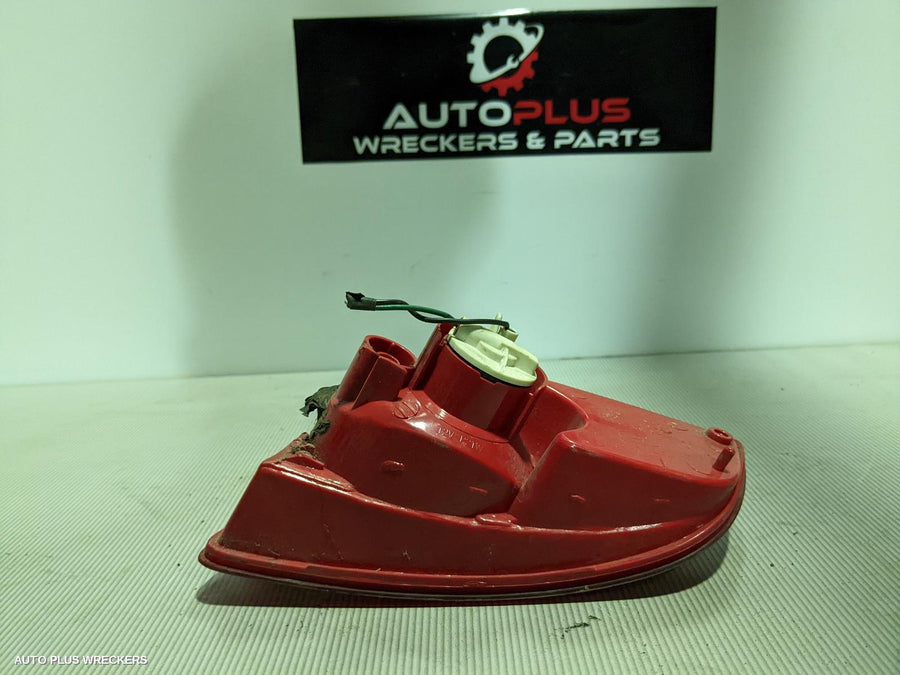 2008 Hyundai Santa Fe Left Taillight