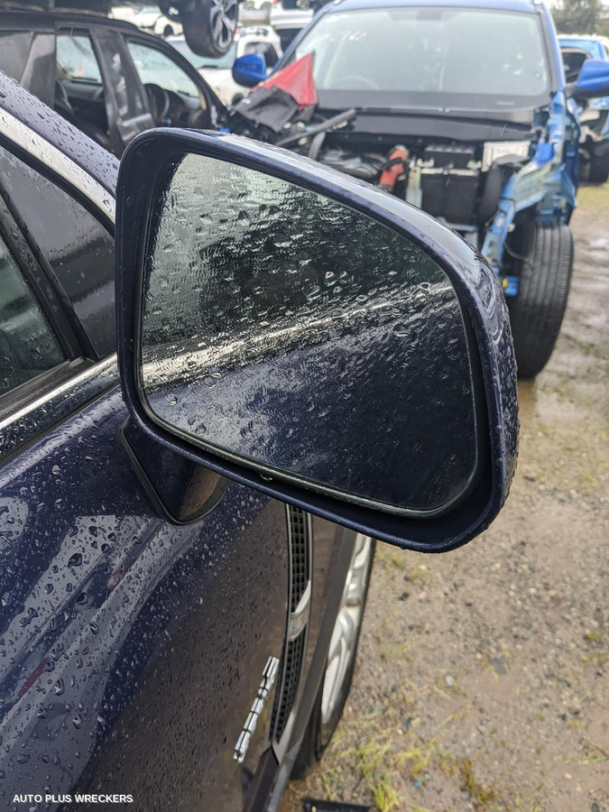 2012 Holden Captiva Right Rear Door Sliding