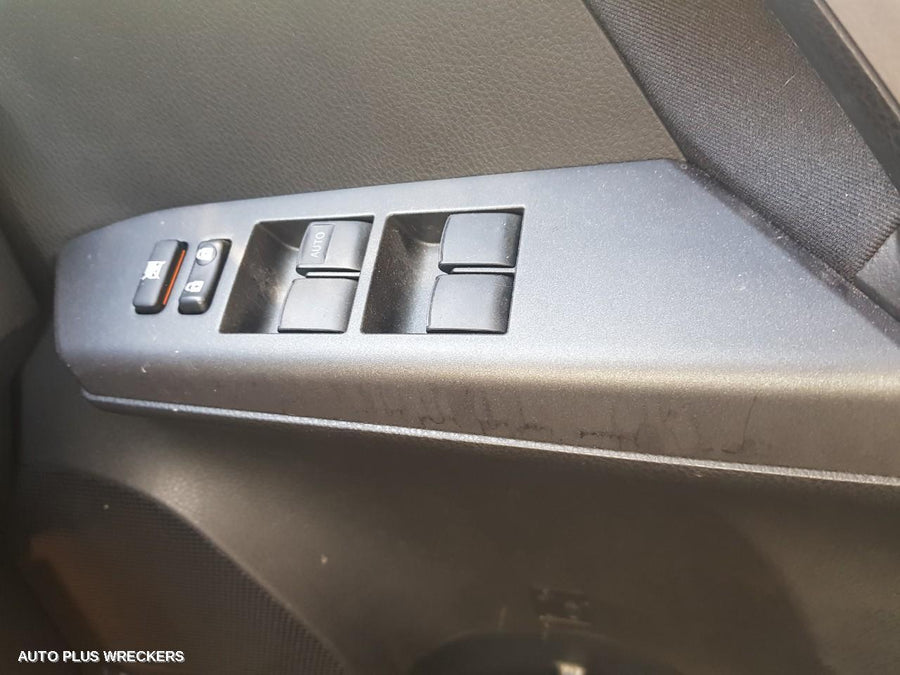 2017 Toyota Rav4 Combination Switch