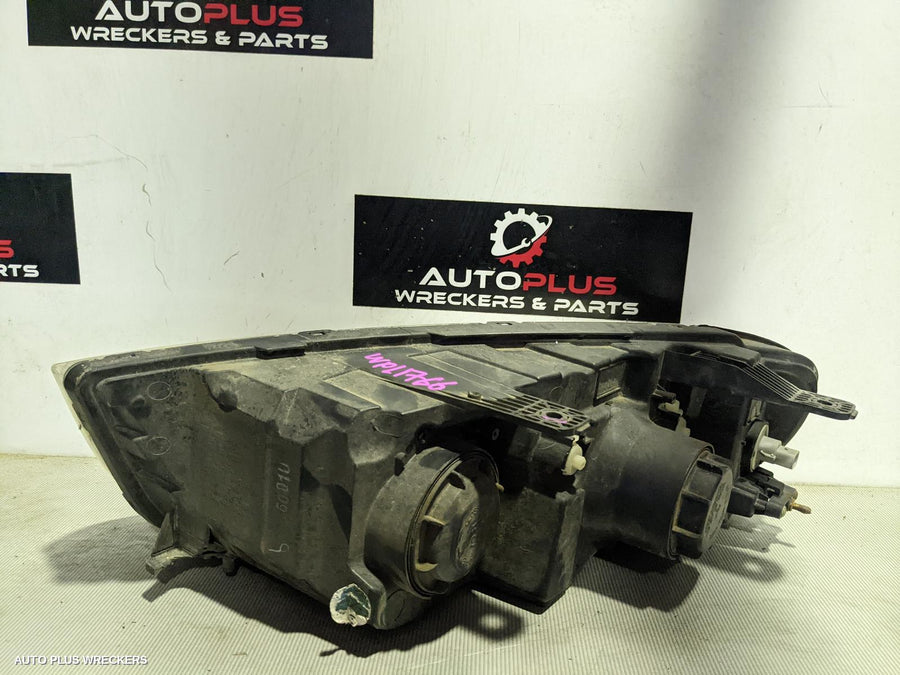 2013 Holden Captiva Right Headlamp