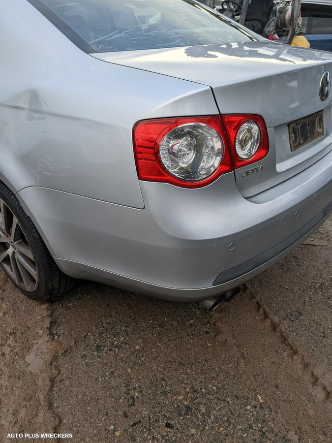 2006 Volkswagen Jetta Sunvisor