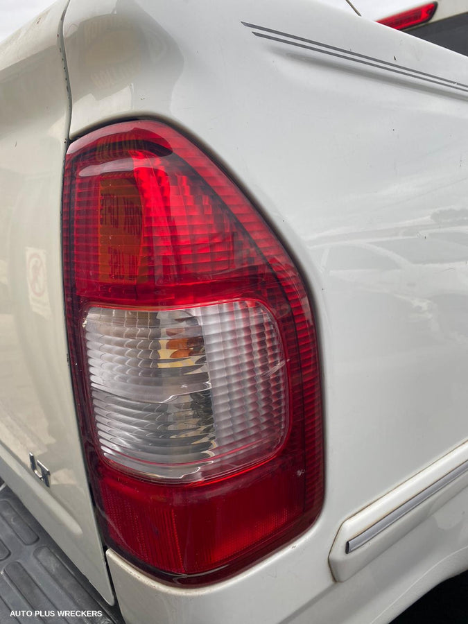 2006 Holden Rodeo Right Headlamp