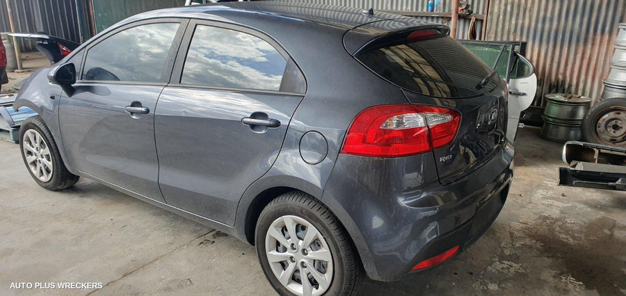 2014-2016 Kia Rio Right Door Mirror