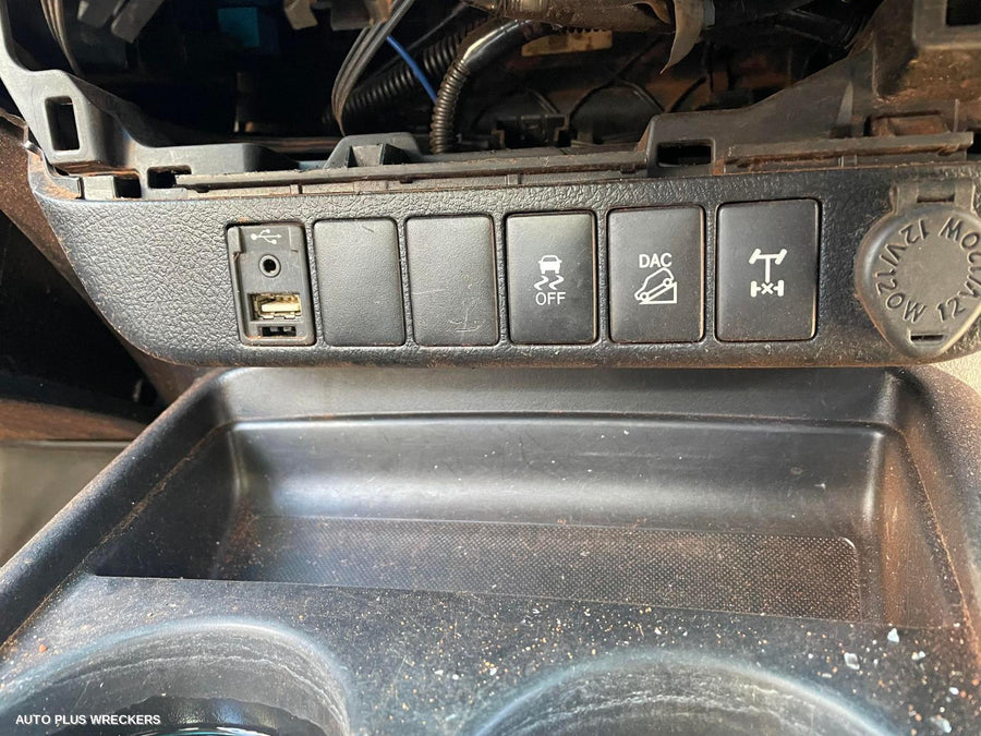 2018 Toyota Hilux Axle