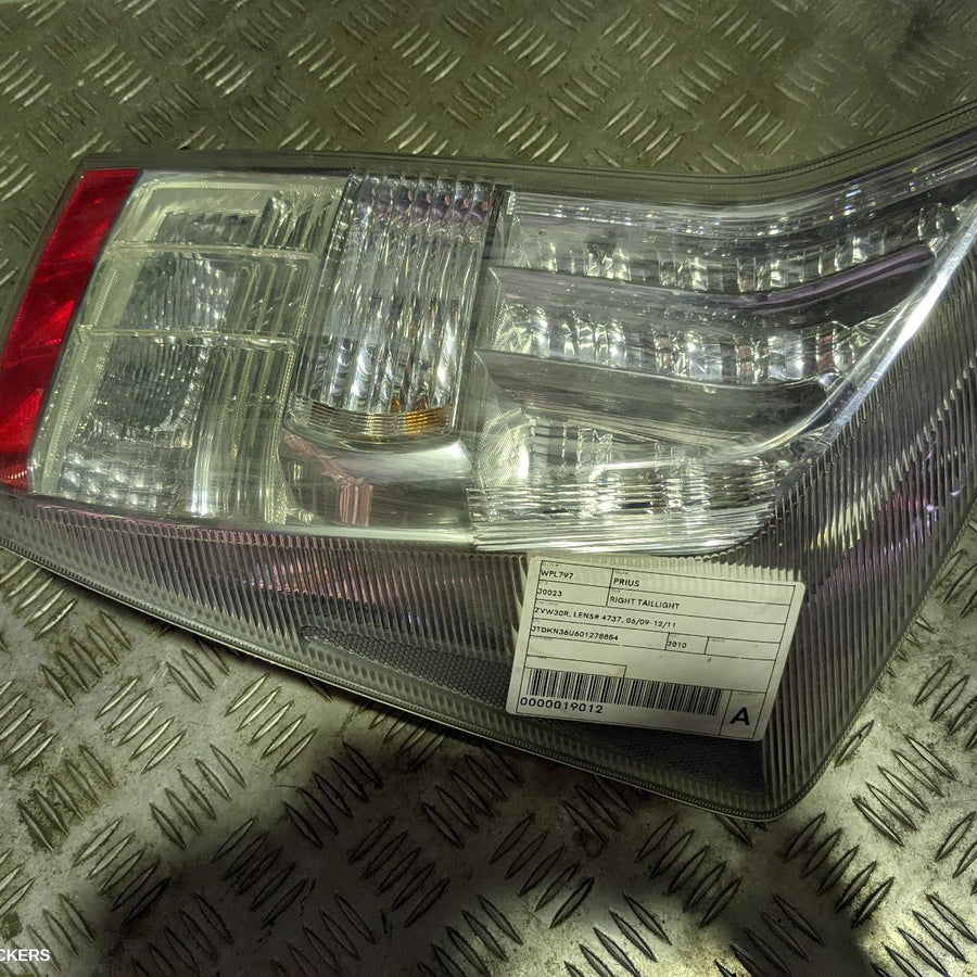 2009-2015 Toyota Prius Right Taillight