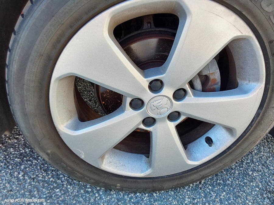 2013 Holden Cruze Right Rear Door Sliding