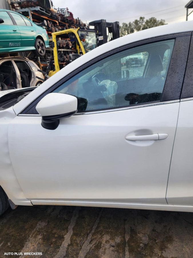 2016-2019 Mazda 3 Headrest