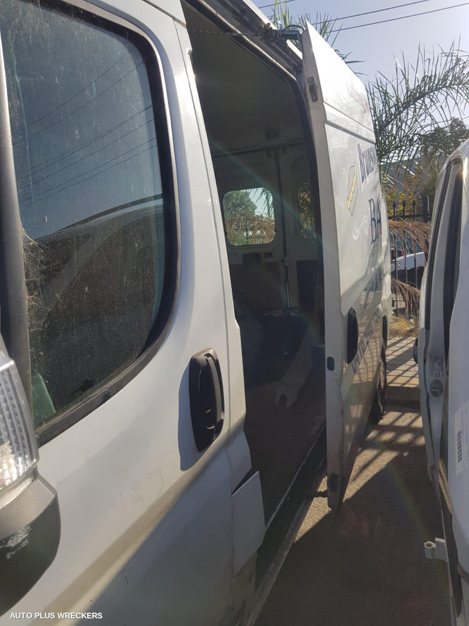 2010 Fiat Ducato Left Guard