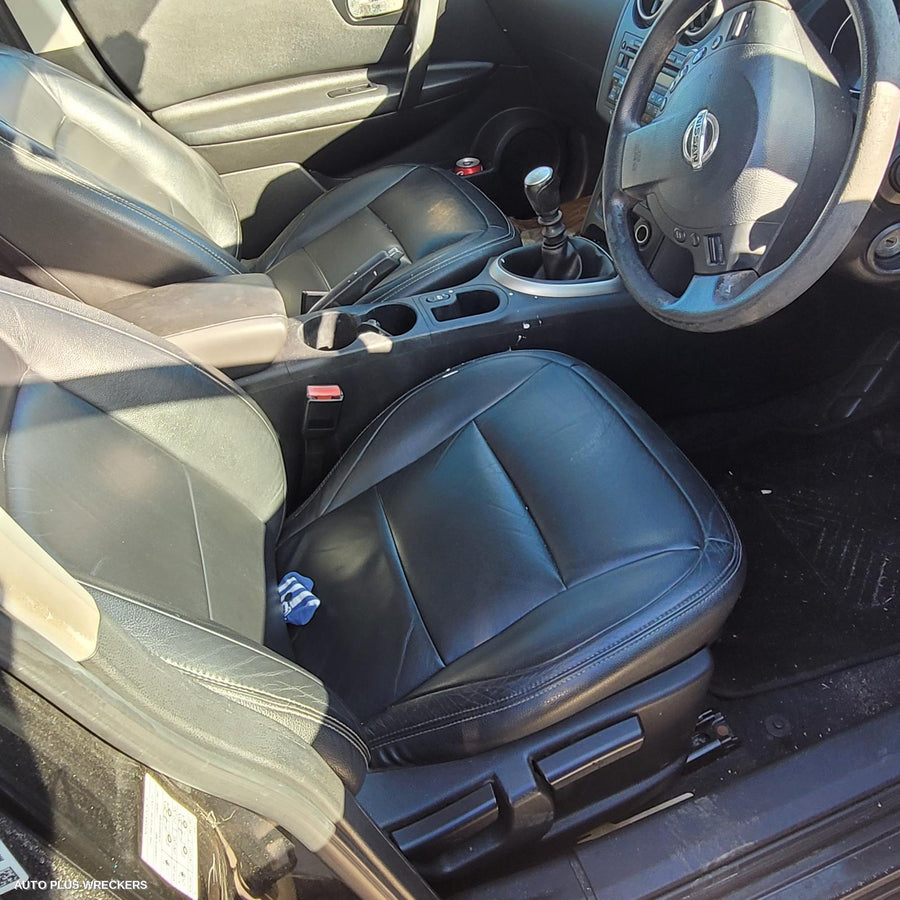 2011 Nissan Dualis Right Rear Door Sliding