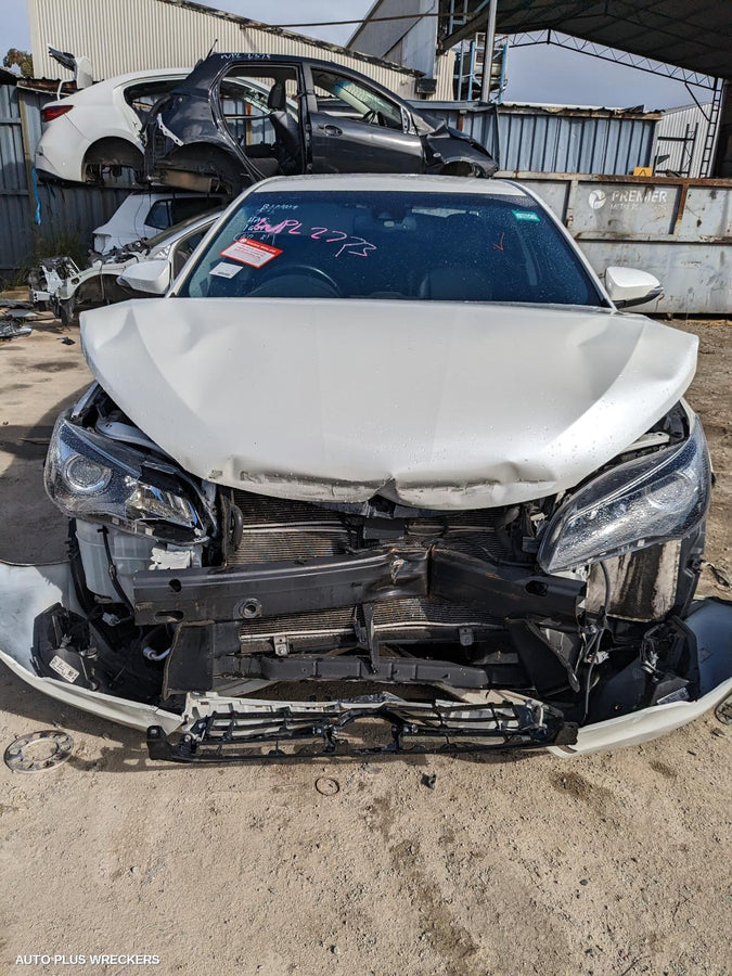 2015-2017 Toyota Camry Left Door Mirror