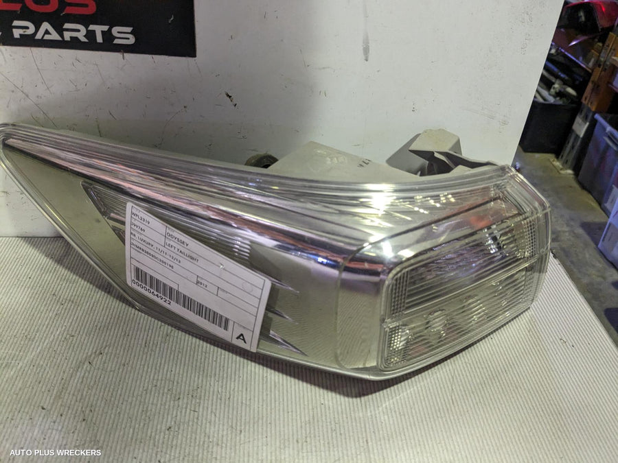 2011-2013 Honda Odyssey Left Taillight