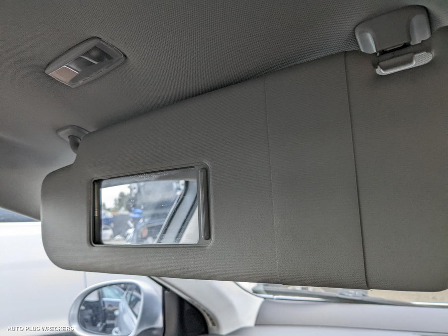 2006 Volkswagen Jetta Sunvisor
