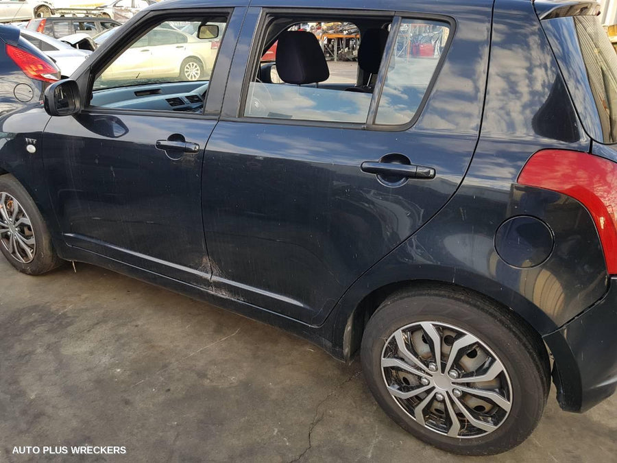 2004-2011 Suzuki Swift Left Door Mirror