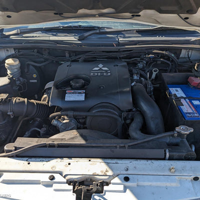 2006-2015 Mitsubishi Triton Right Rear Wnd Reg Motor