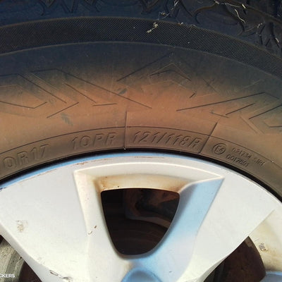 2014 Mitsubishi Pajero Radio Cd Dvd Sat Tv