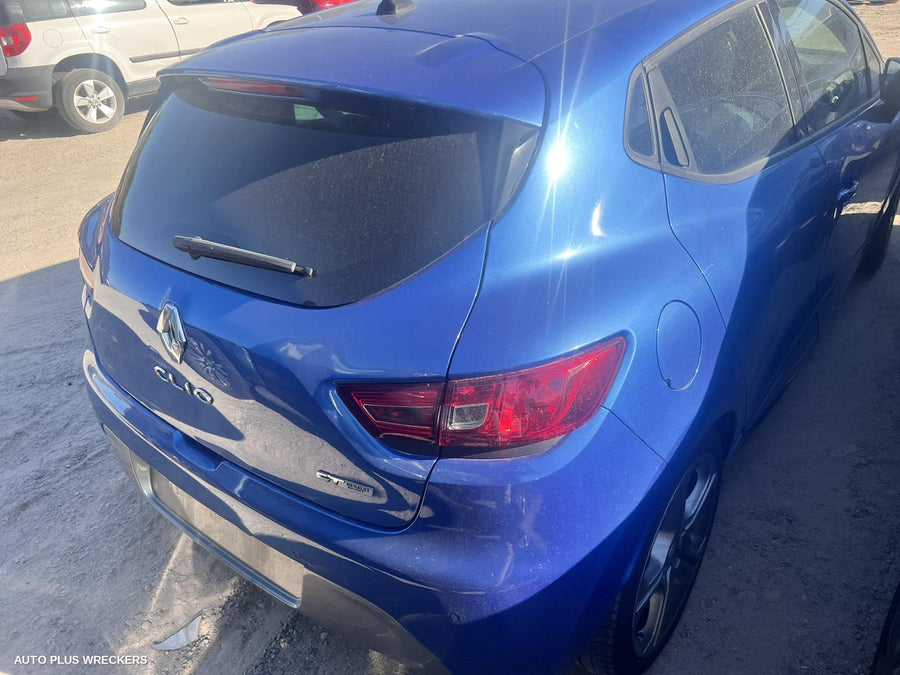 2015 Renault Clio Right Rear Door Sliding