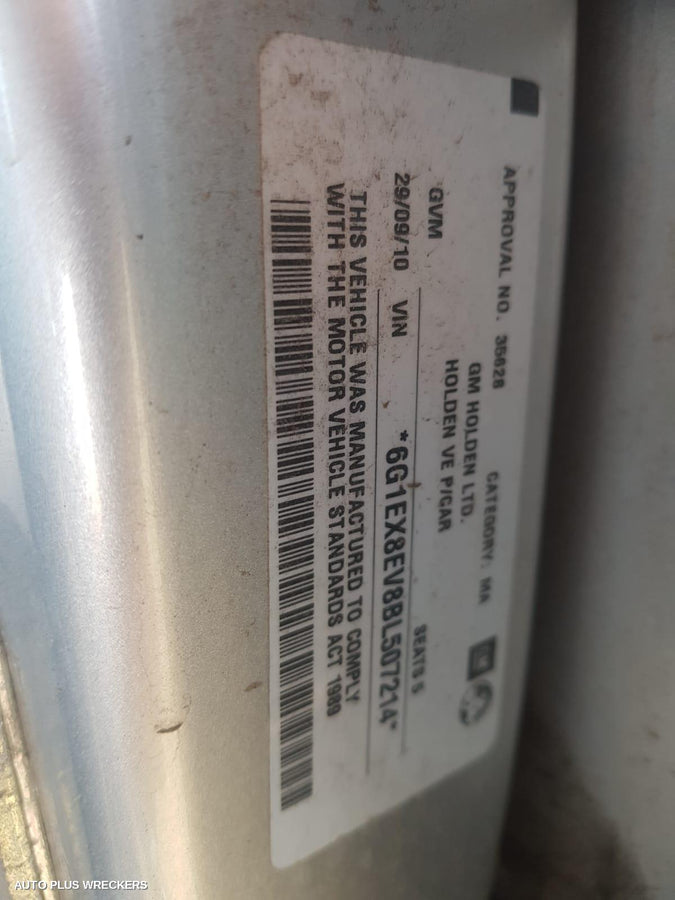 2010 Holden Commodore Right Headlamp