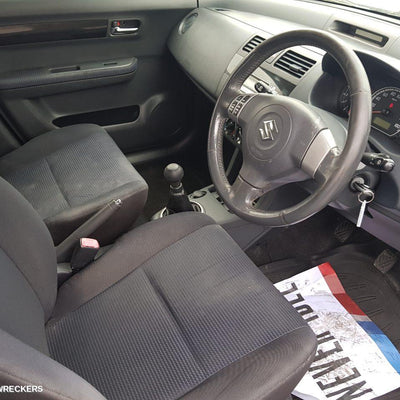 2008 Suzuki Swift Right Headlamp