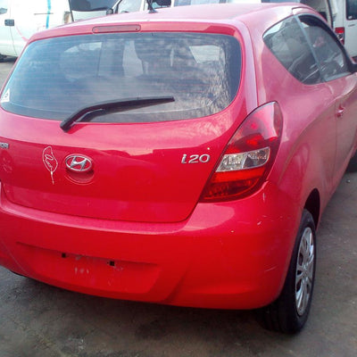 2012 Hyundai I20 Washer Bottle