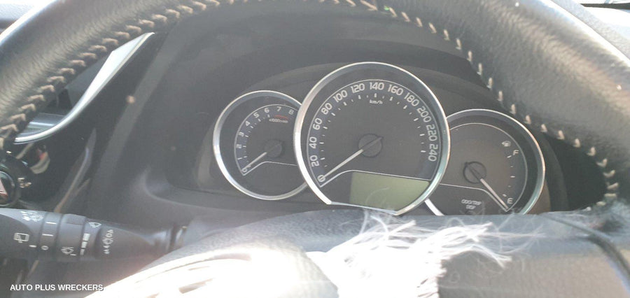 2017 Toyota Corolla Instrument Cluster