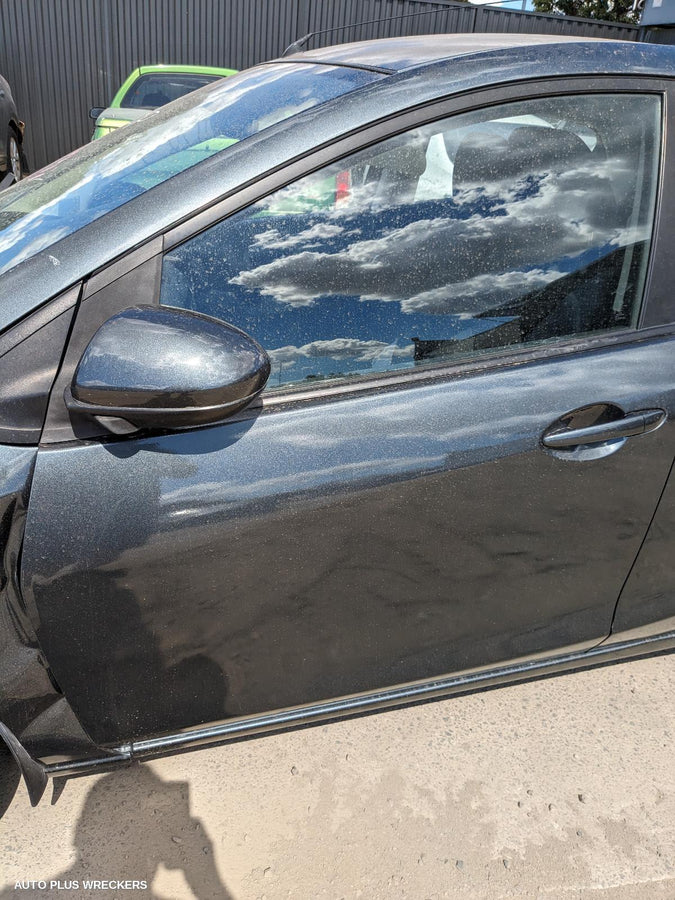 2013 Mazda 2 Left Taillight