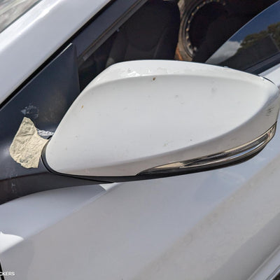 2011 Hyundai Elantra Rear Garnish