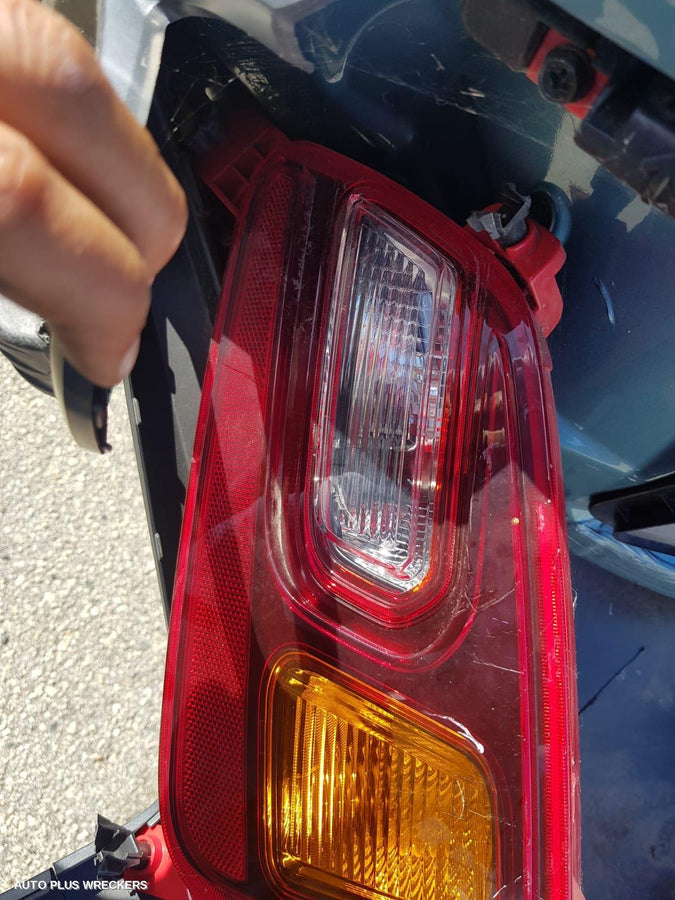 2018 Hyundai Kona Left Door Mirror