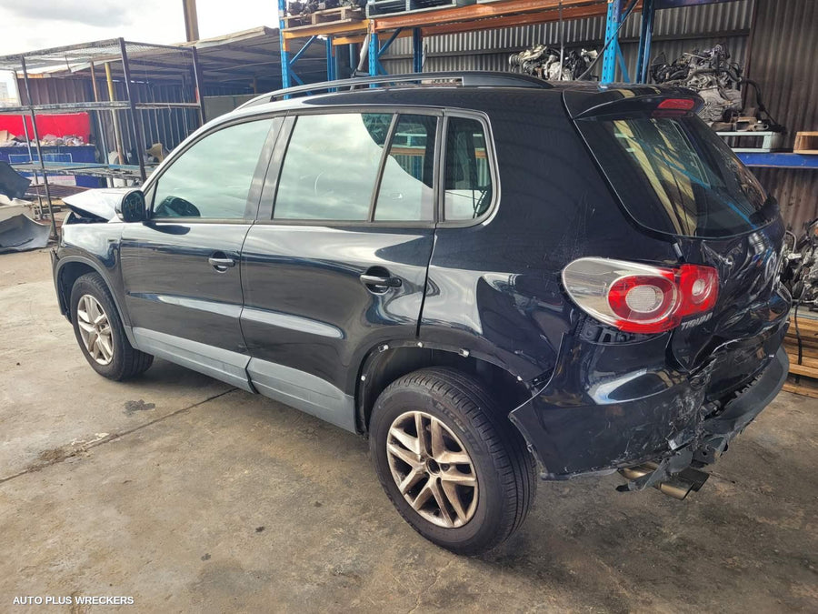 2011 Volkswagen Tiguan Interior Mirror