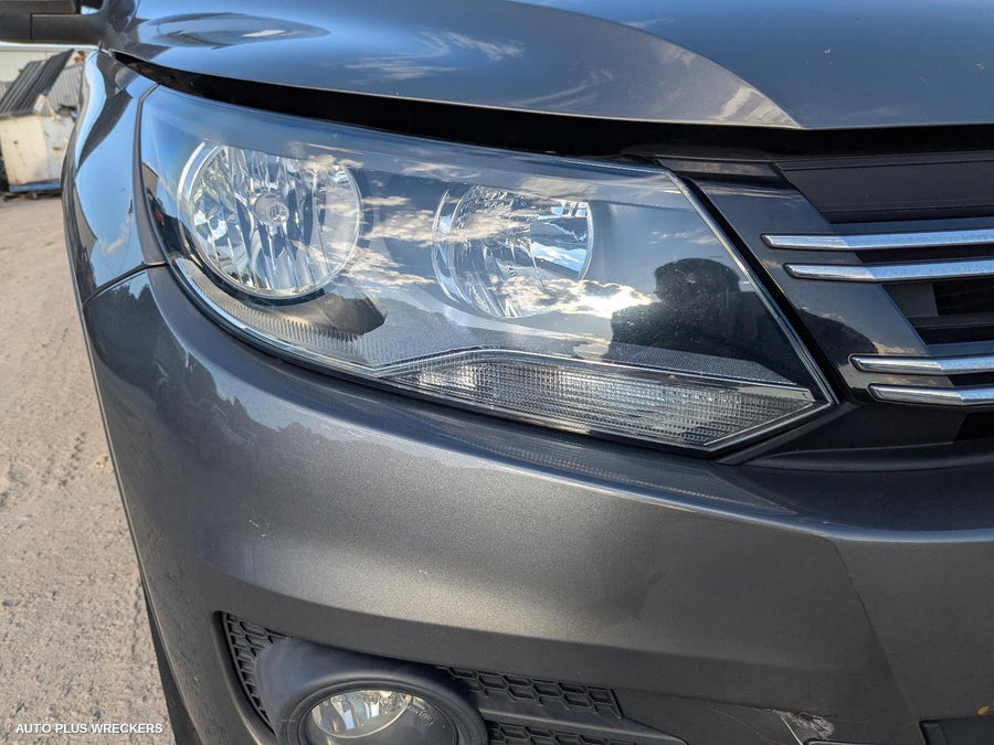 2008-2016 Volkswagen Tiguan Left Door Mirror