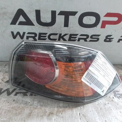 2007-2017 Mitsubishi Lancer Right Taillight