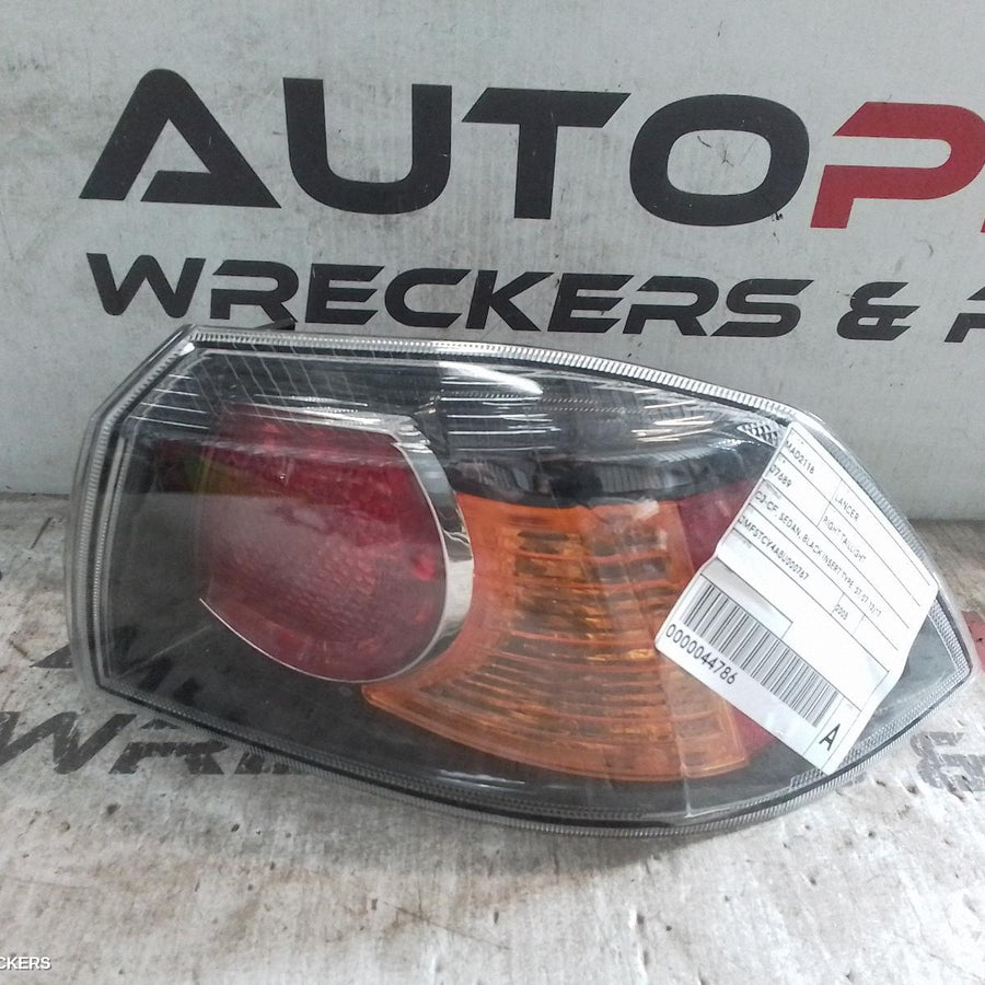 2007-2017 Mitsubishi Lancer Right Taillight