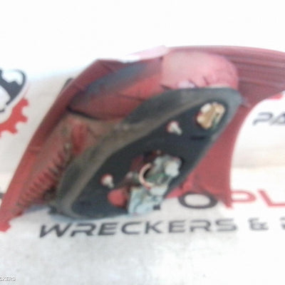2006 Toyota Yaris Left Taillight