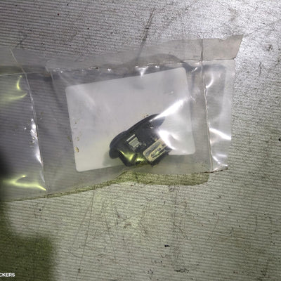 2004 Holden Commodore Misc Switch Relay