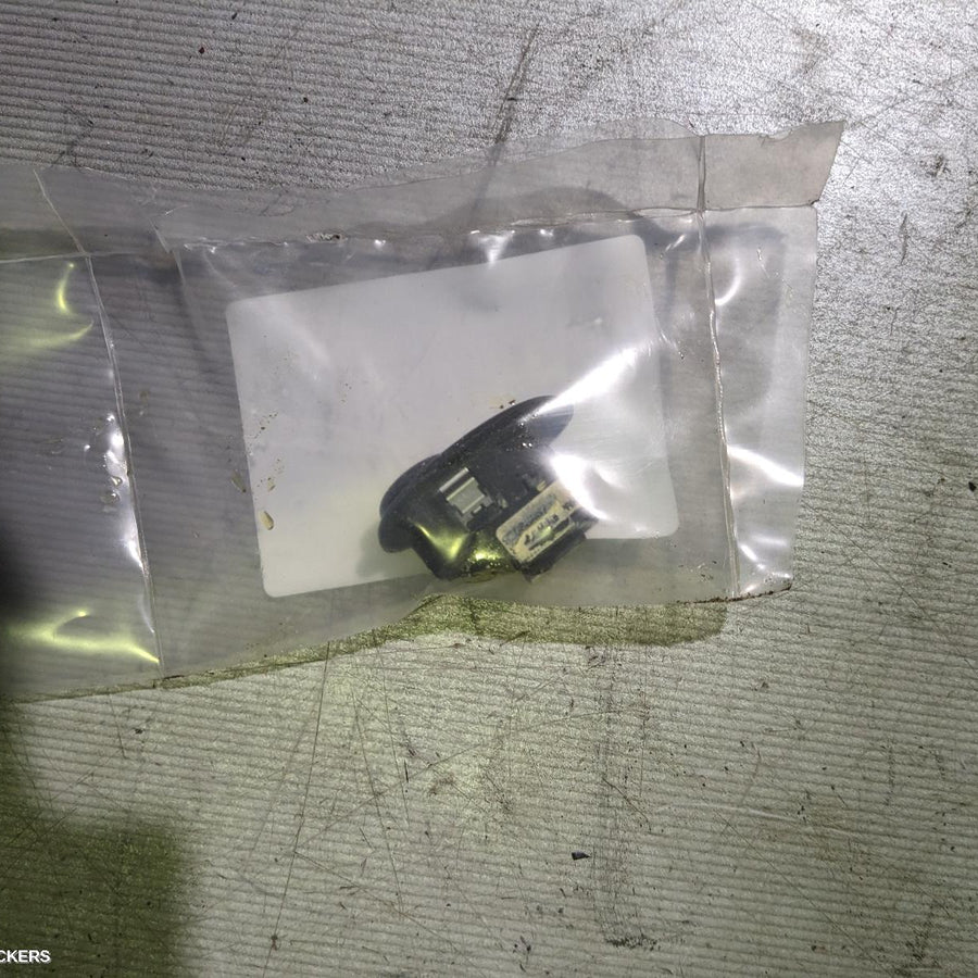 2004 Holden Commodore Misc Switch Relay