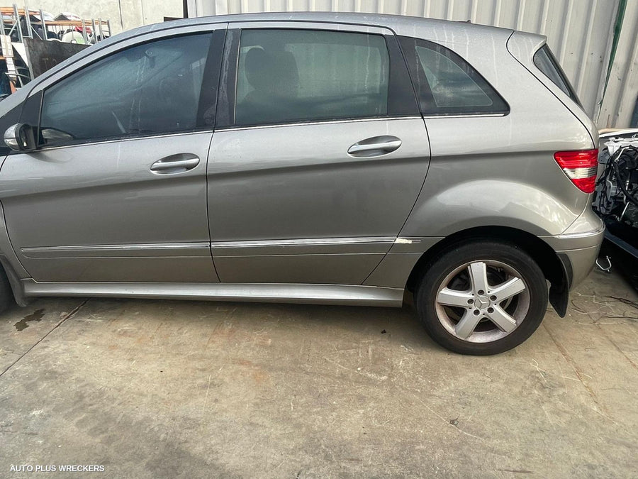 2006 Mercedes B Class Right Door Mirror
