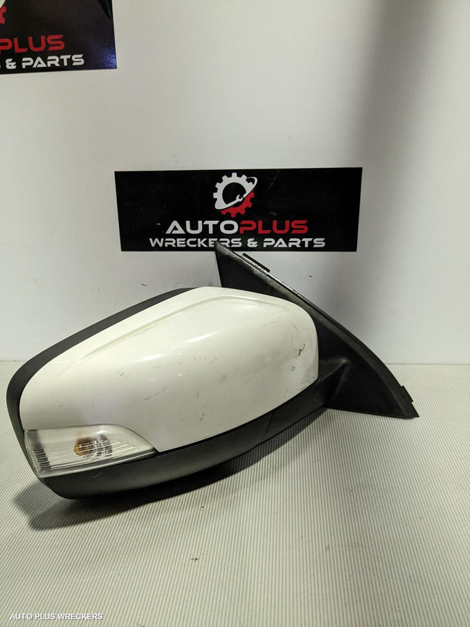 2009 Volvo Xc60 Right Door Mirror