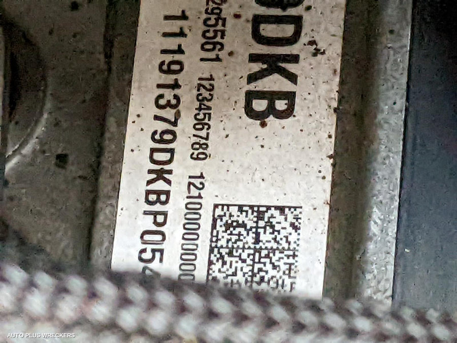 2020 Holden Acadia Headrest