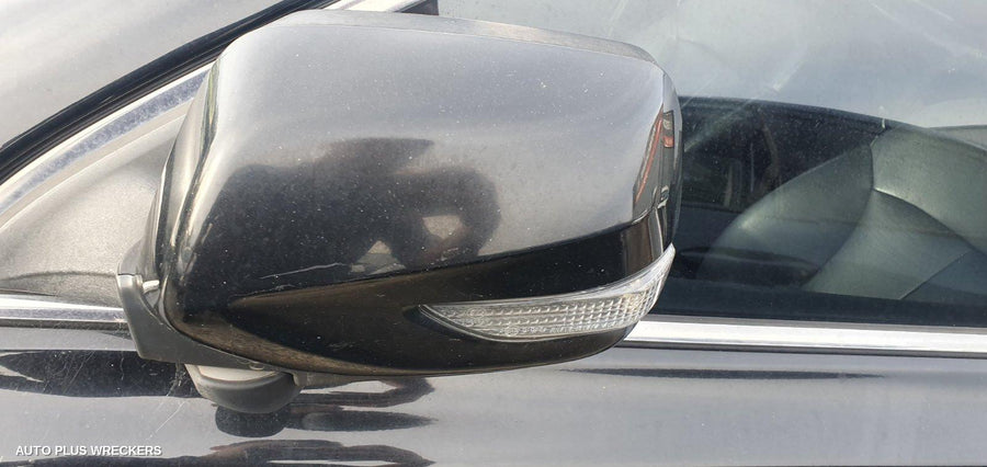 2010 Subaru Liberty Right Rear Door Sliding