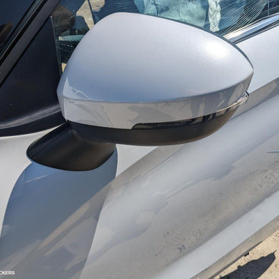 2021-2026 Mitsubishi Outlander Door Handle