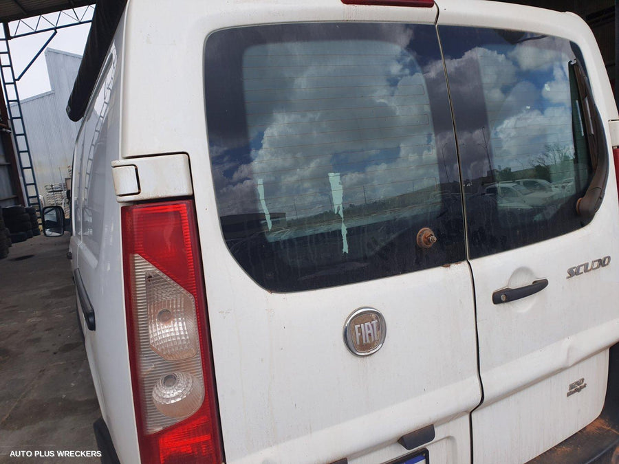 2011 Fiat Scudo Right Door Mirror
