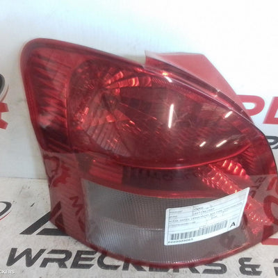 2005-2008 Toyota Yaris Left Taillight