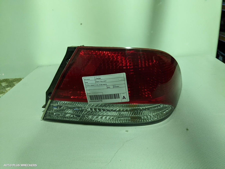 2003 Mitsubishi Lancer Right Taillight