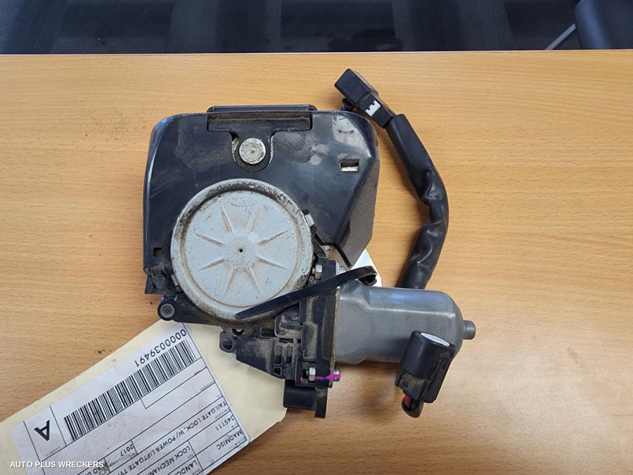 2017 Toyota Landcruiser Door Boot Gate Lock