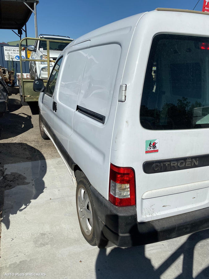 2008 Citroen Berlingo Left Door Mirror