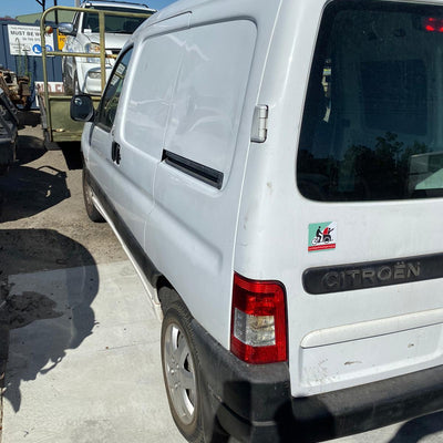 2008 Citroen Berlingo Left Door Mirror