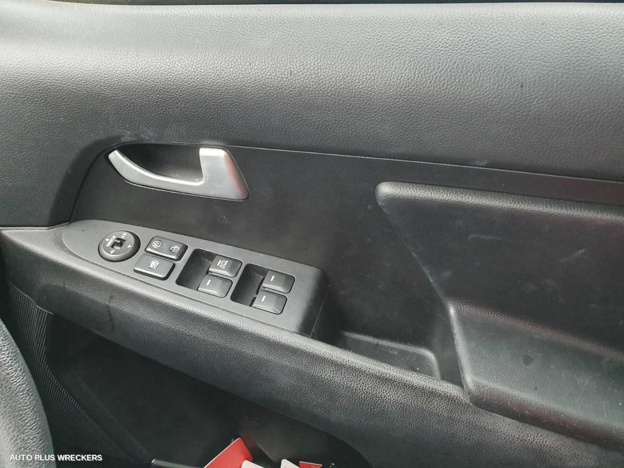 2014 Kia Sportage Throttle Body