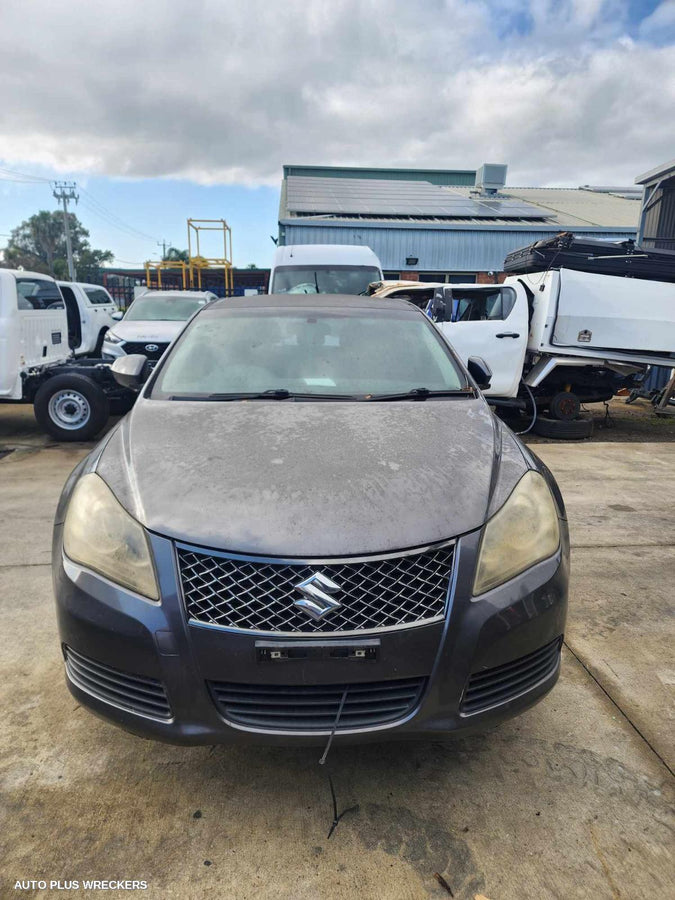 2009-2013 Suzuki Kizashi Left Headlamp
